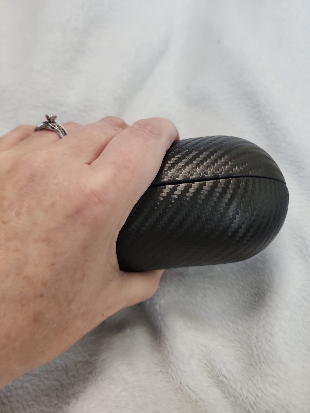 Oakley Carbon Fiber Look Hard Shell Sunglasses Case Black Protective Travel Case - Picture 6 of 7